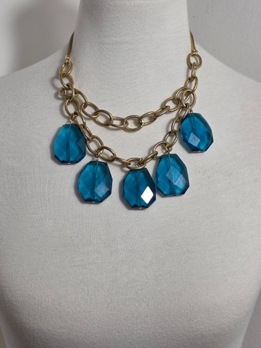 Unbranded Statement Necklace Gold Tone Snake Style Link Chain & Blue Glass Beads